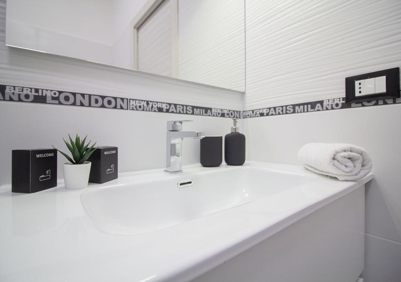 Athena Rooms - Parcheggio Privato Bolonia Exterior foto