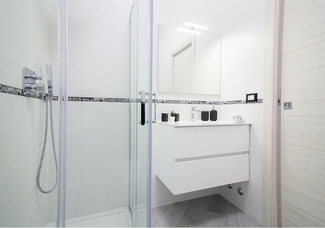 Athena Rooms - Parcheggio Privato Bolonia Exterior foto