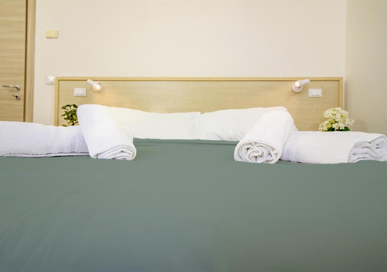 Athena Rooms - Parcheggio Privato Bolonia Exterior foto